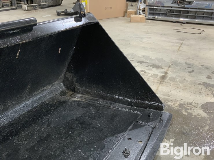 72"-general-purpose-skid-steer-bucket-image-15