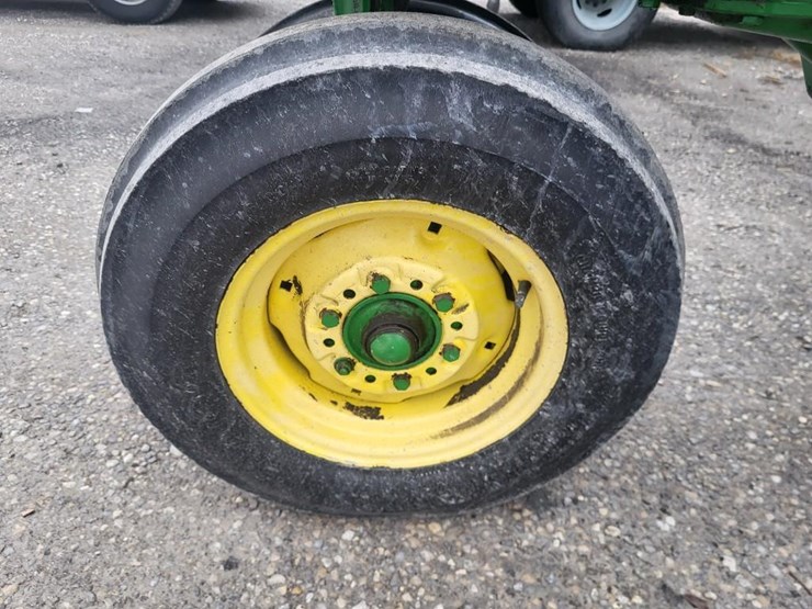 2010-john-deere-2010-image-12