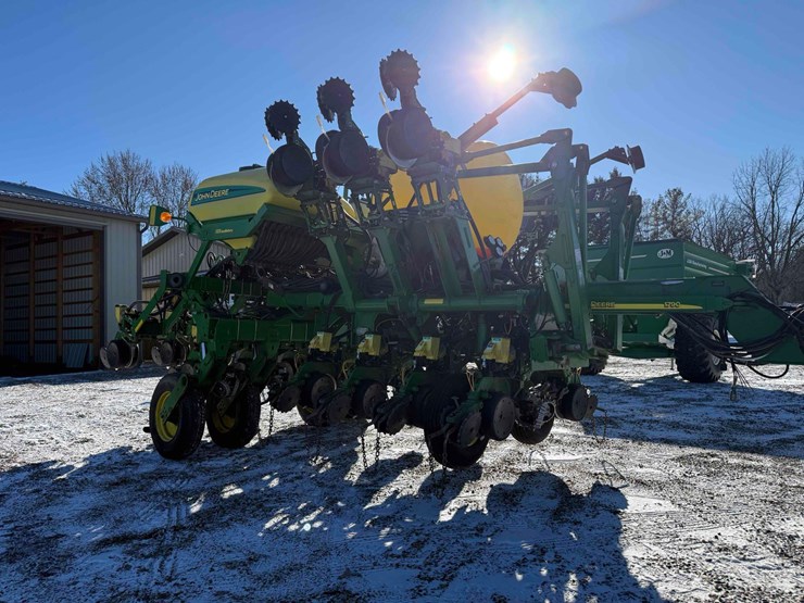 john-deere-1790-ccs-image-6