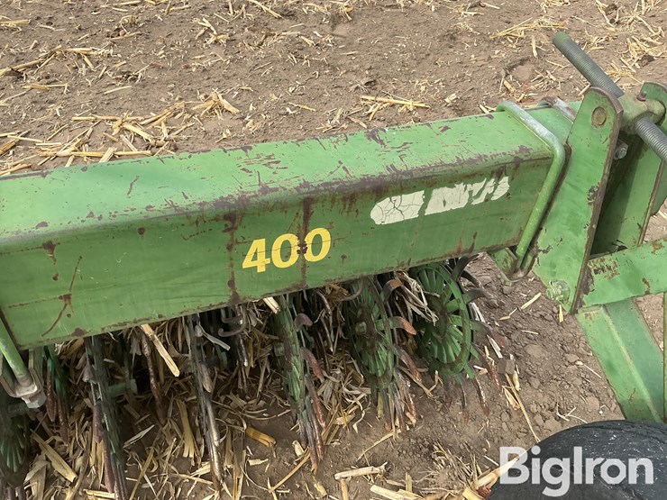 john-deere-400-image-10