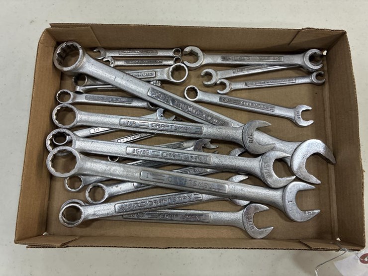 #115306-•-box-of-craftsman-wrenches-standard-image-1
