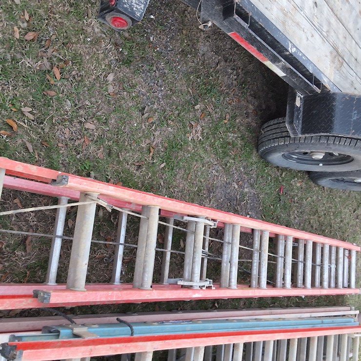 #327 • LOT OF 2 KELLER EXTENSION LADDERS