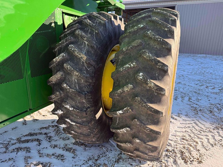 2016-john-deere-s660-image-22