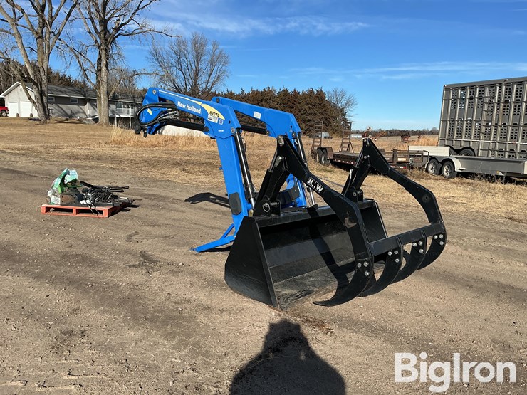 2010-new-holland-820tl-image-3