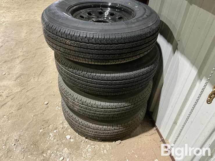 2023-st235/80r16-tires-&-rims-for-strobel-seed-tender-image-6