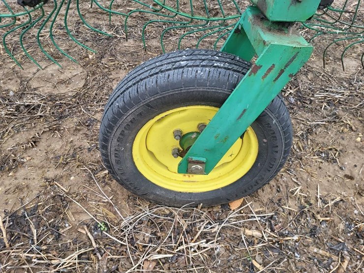 john-deere-704-image-24