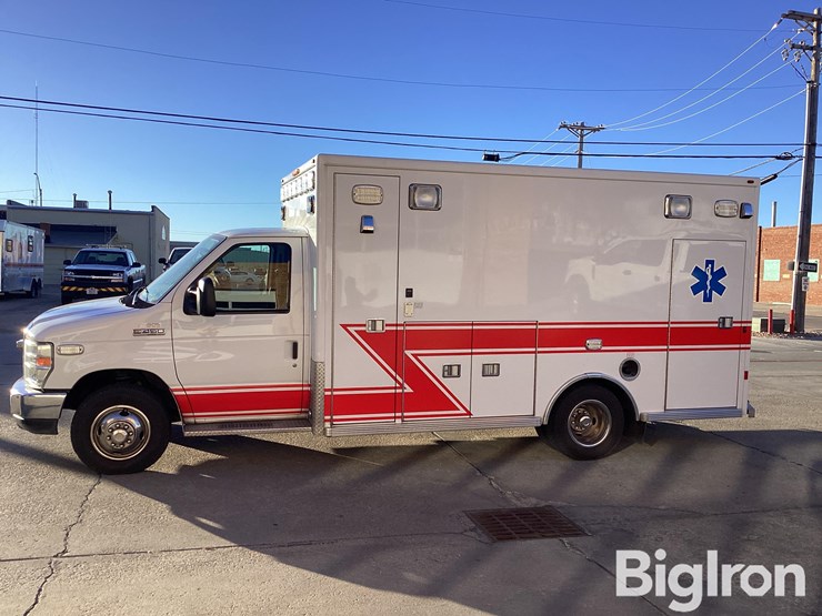 2010-ford-e450-image-6