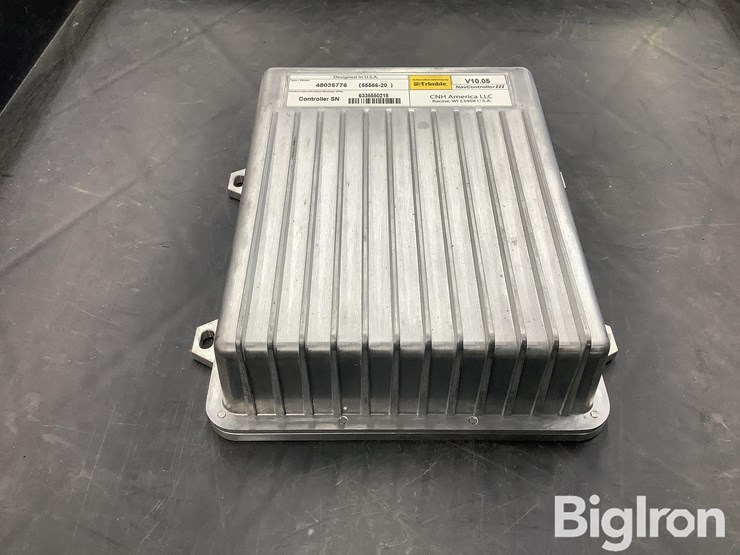 2023-trimble-48036776-nav-controller-iii-image-6