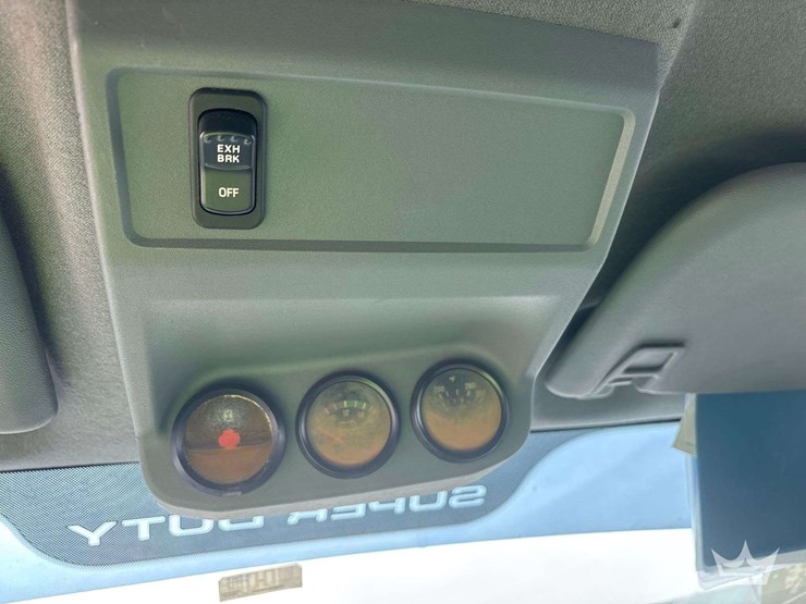 2012-ford-f750-image-13