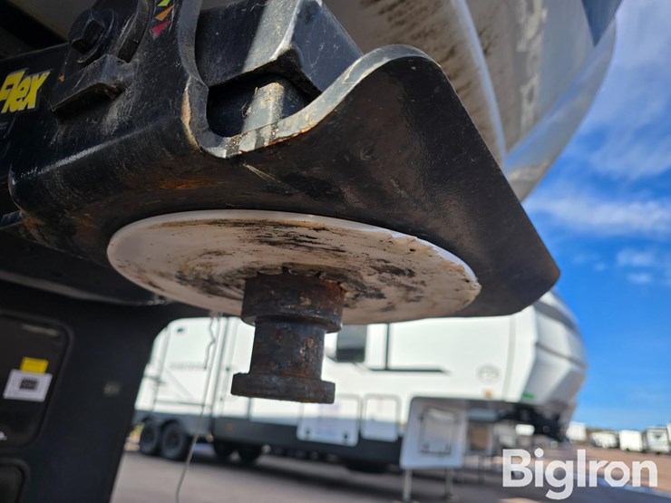 2021-heartland-elkridge-38rsrt-5th-wheel-camper-image-16