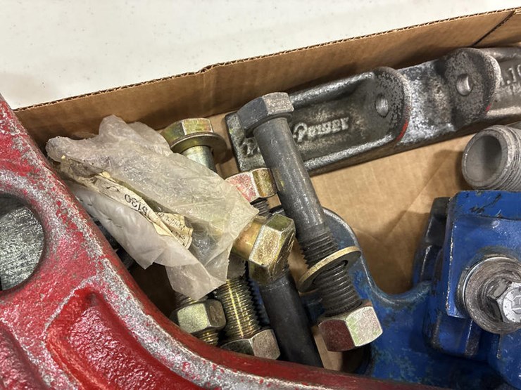 #115313-•-box-of-misc-image-4