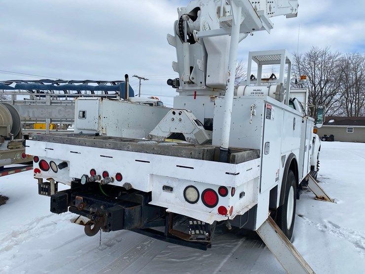 2015-ford-f750-image-11