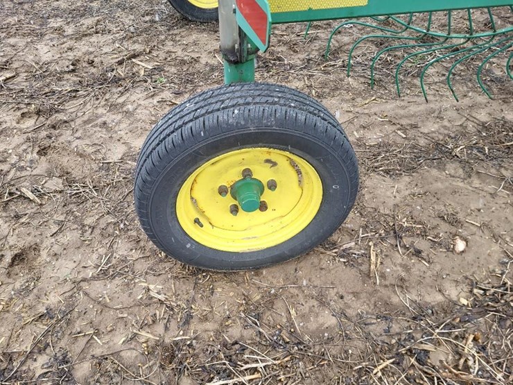 john-deere-704-image-19