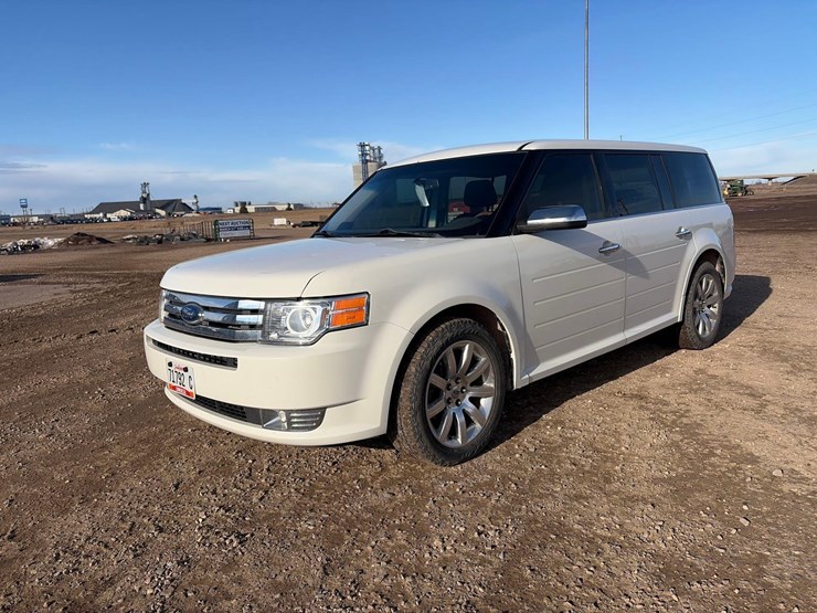 2011-ford-flex-image-1