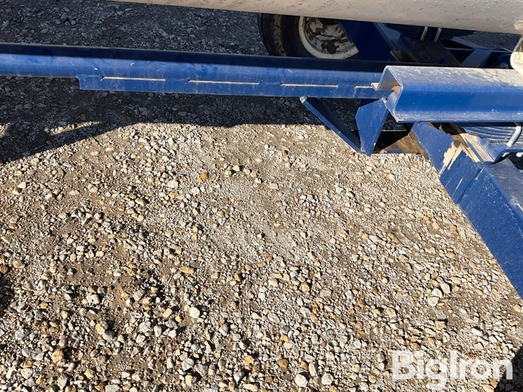 1977-chemi-trol-1000-gal-nurse-tank-on-duo-lift-running-gear-image-14