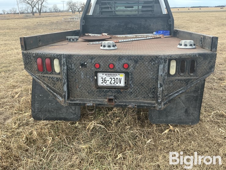 2005-chevrolet-silverado-2500-image-19