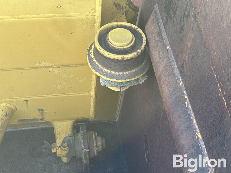 caterpillar-60-image-13