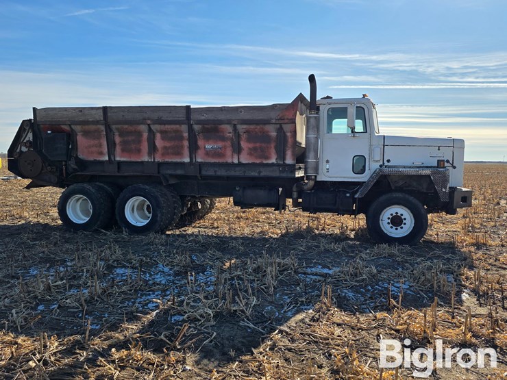 1975-international-f5070-image-4