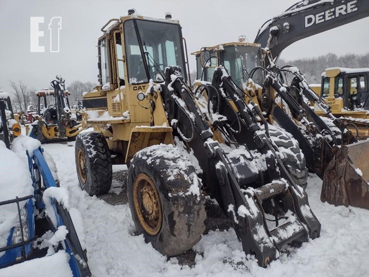 caterpillar-it28-image-3