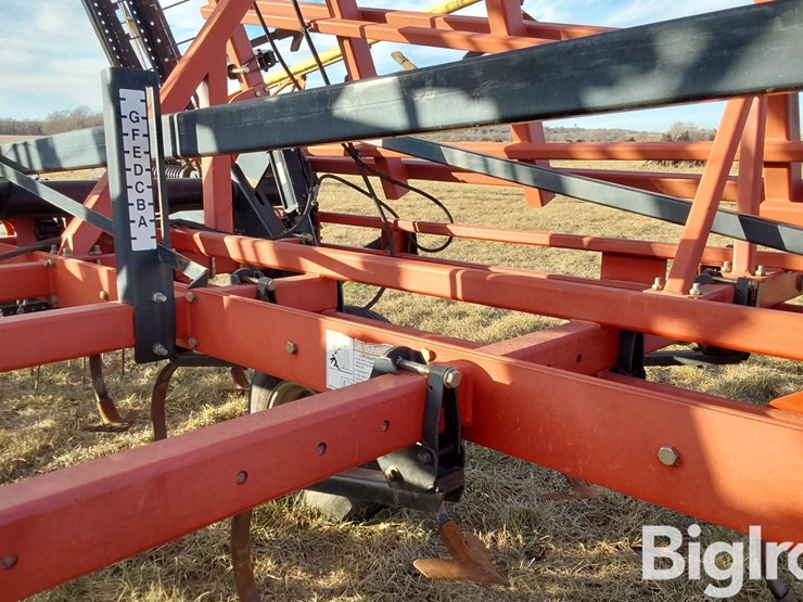 2011-case-ih-200-image-17