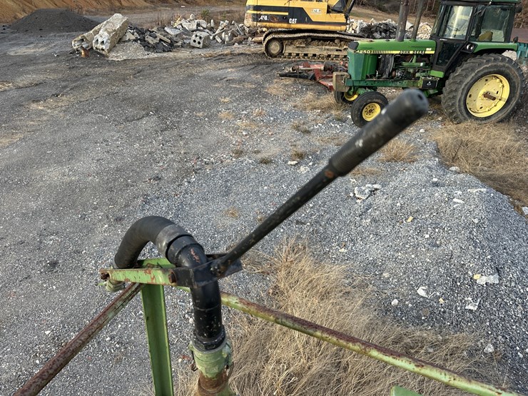 #2946-•-towable-hydro-seeder-image-23