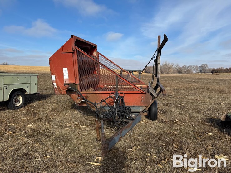 baker-bale-unroller-image-2