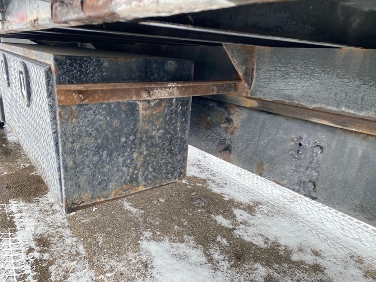 2012-ford-f650-image-25