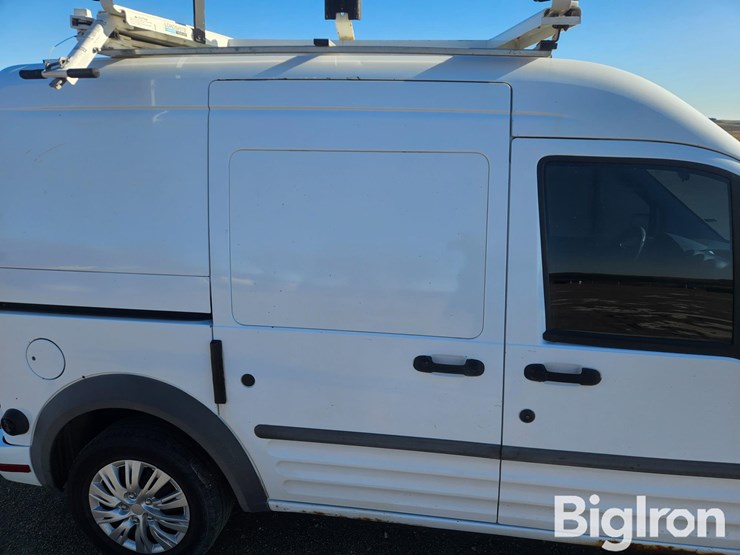 2010-ford-transit-connect-image-14
