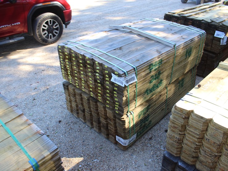 #24656-•-2-bundles-of-5/8in-x-6ft-fence-boards-image-1