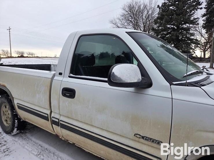 1999-chevrolet-silverado-1500-image-14