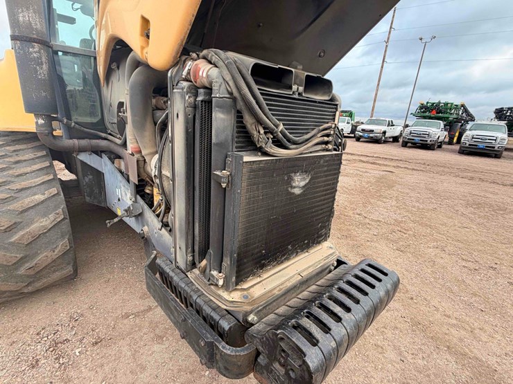 2005-challenger-55-track-tractor-image-30