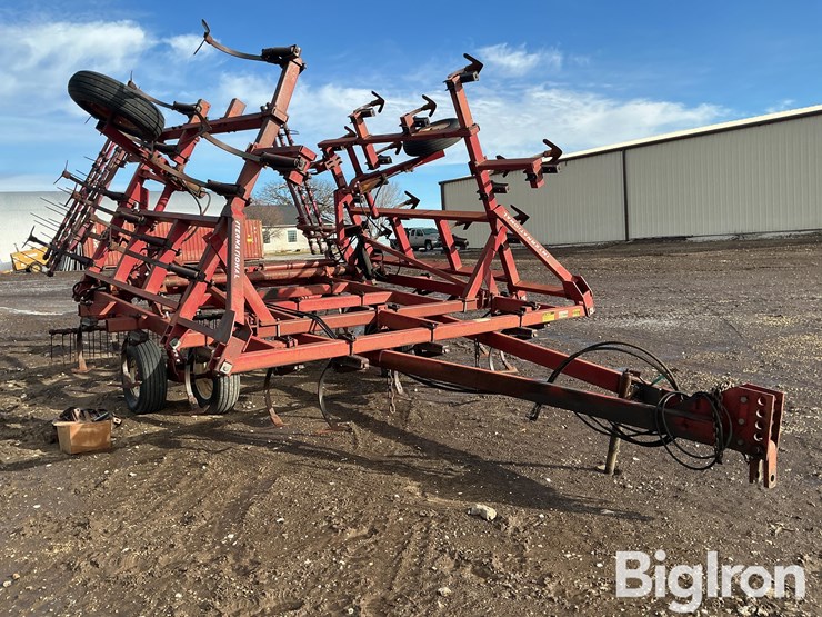 international-4600-image-3