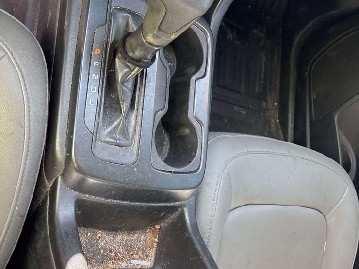 2017-chevrolet-colorado-image-18