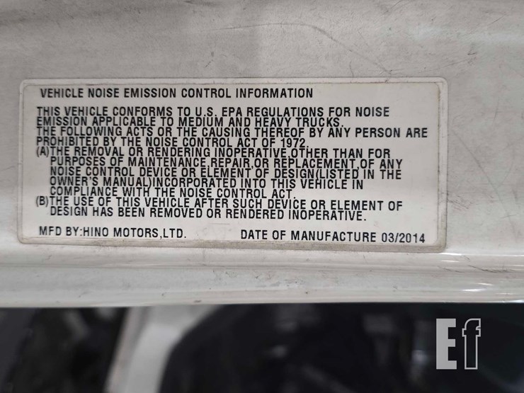 2015-hino-268-image-34