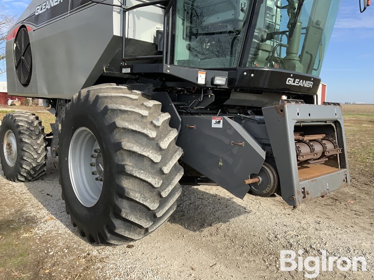 2007-gleaner-r65-image-14