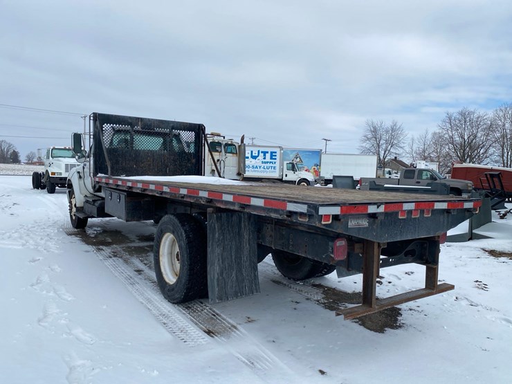 2012-ford-f650-image-7