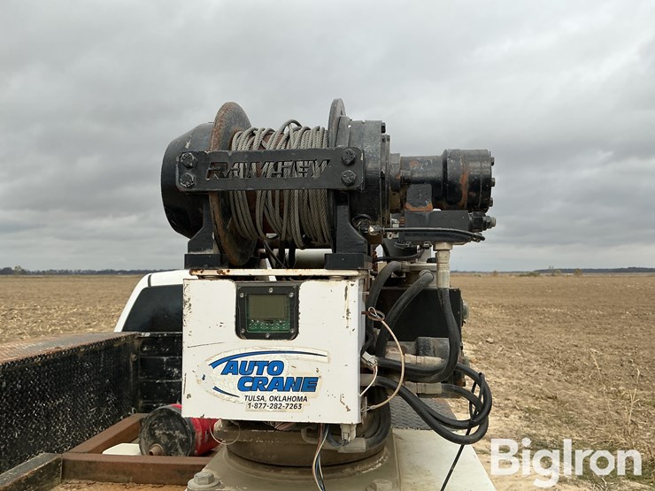 2013-chevrolet-silverado-3500-image-14
