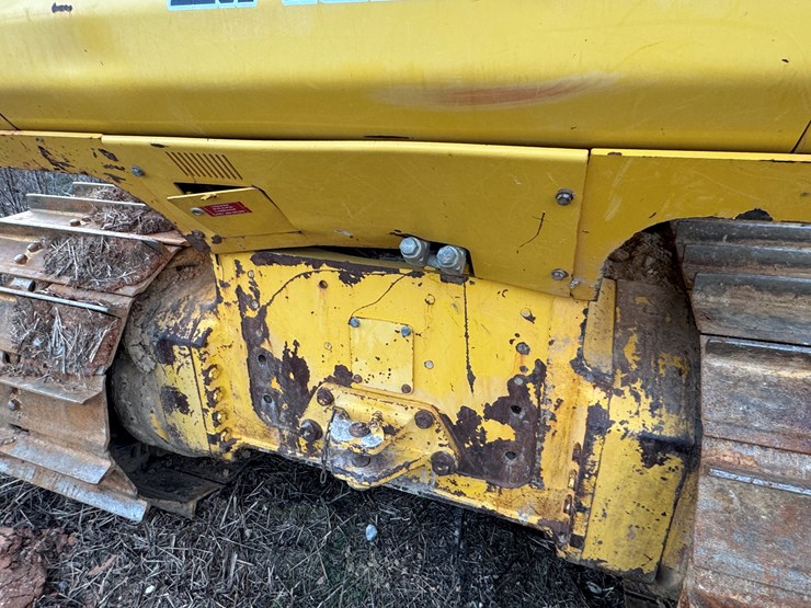 komatsu-d65px-image-36