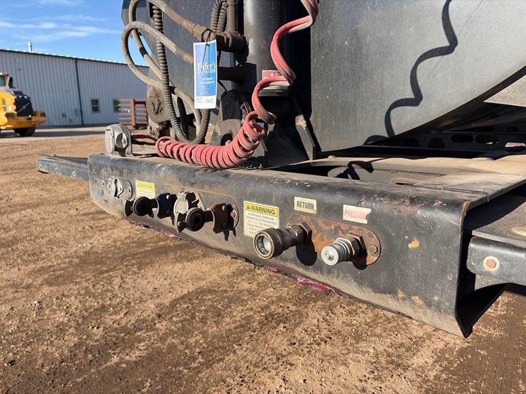 2016-smithco-side-dump-image-13