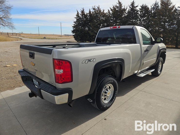 2007-chevrolet-silverado-2500-lt-image-5