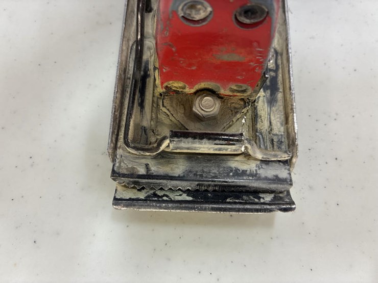 #115281-•-air-sander-image-9