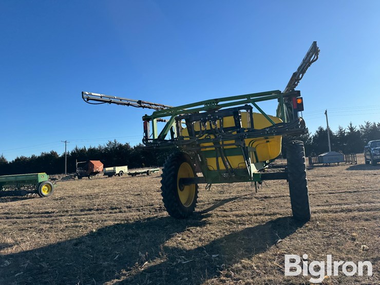 fast-1850-90'-pull-type-sprayer-image-6