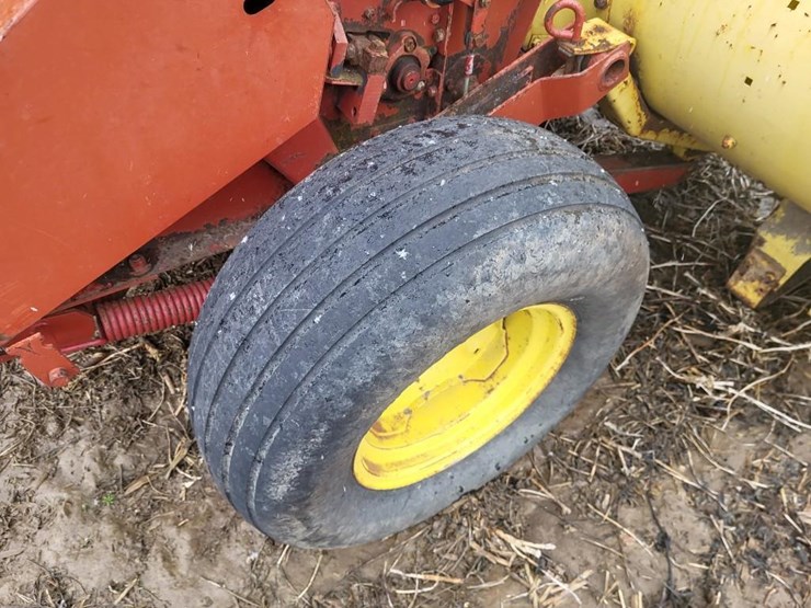 new-holland-782-image-17