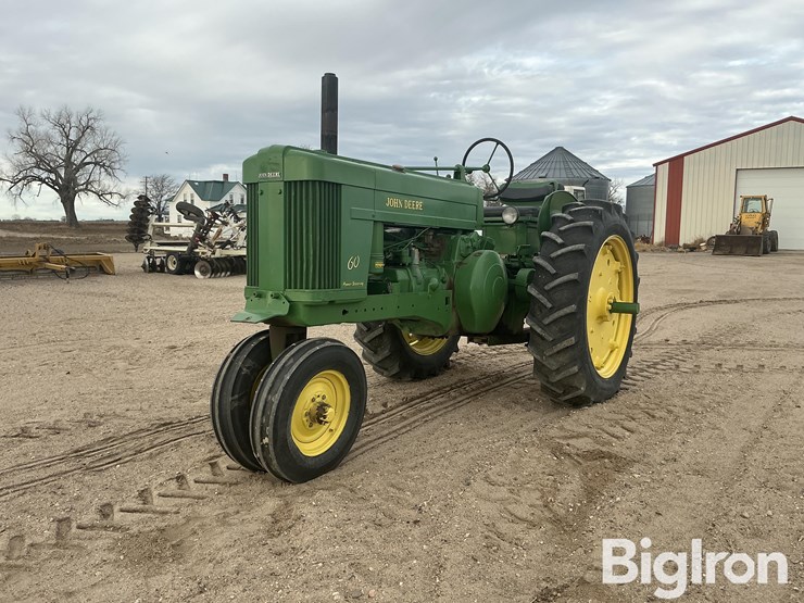 1955-john-deere-60-image-1