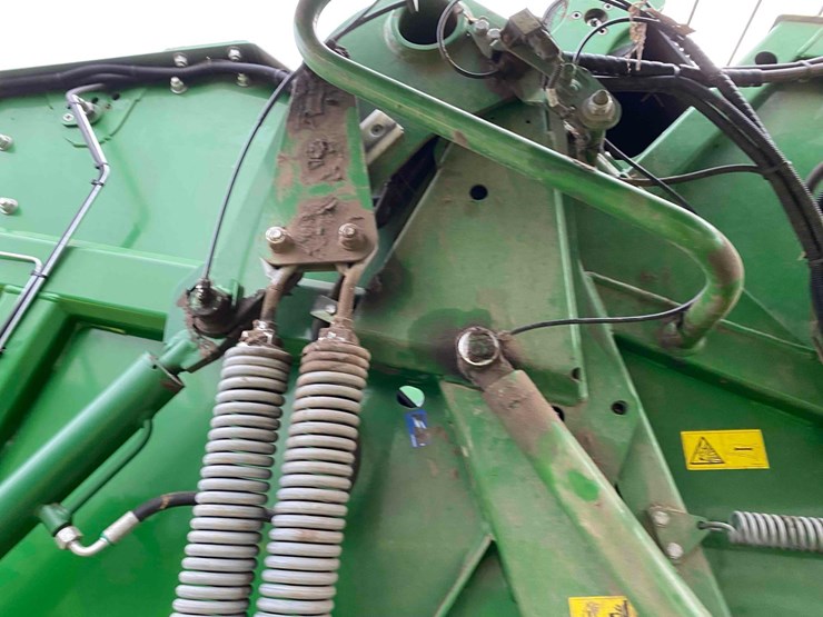 mchale-750-v6-round-baler,-image-70