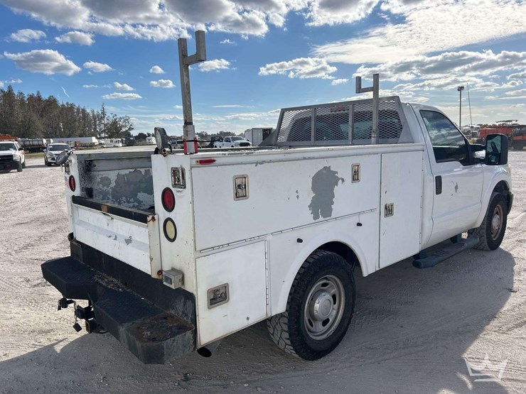 2012-ford-f350-image-3