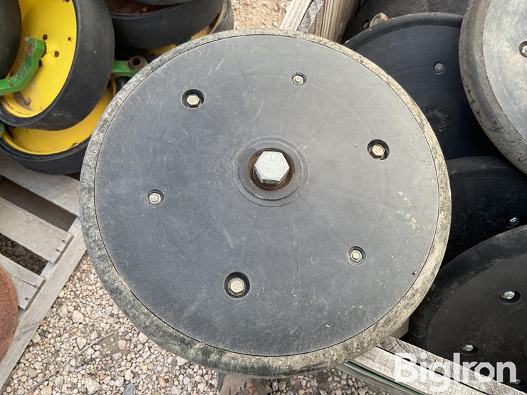 john-deere-8-image-11