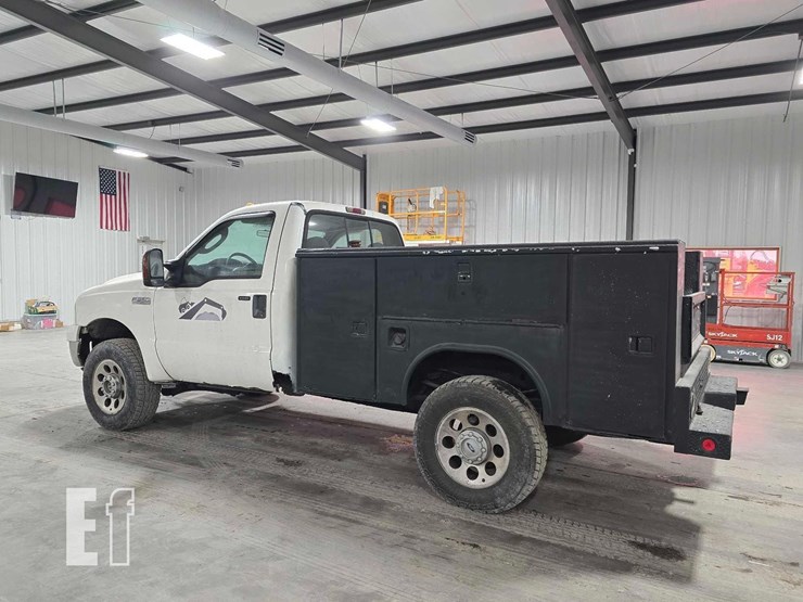 2006-ford-f350-image-4