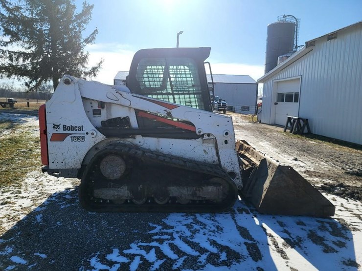 2017-bobcat-t630-image-6