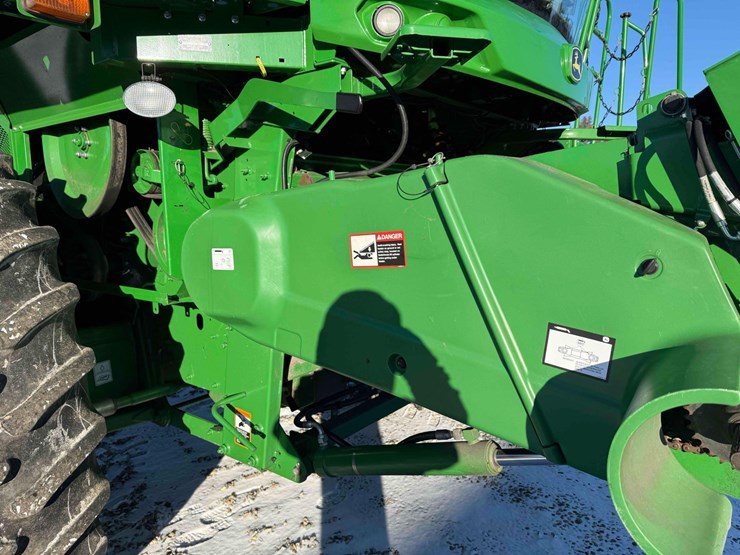 2016-john-deere-s660-image-18